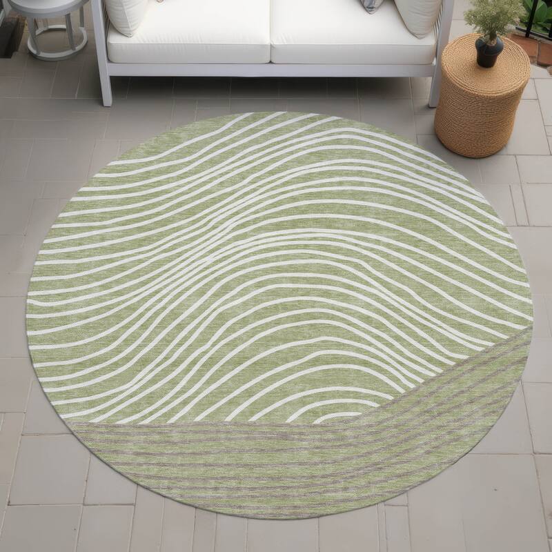 Machine Washable Indoor/ Outdoor Modern Arches Chantille Rug - Aloe - 8' x 8'