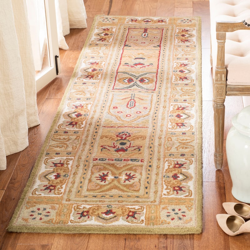 SAFAVIEH Handmade Classic Vittoria Traditional Oriental Wool Rug - 2'3" x 8' Runner - Sage/Multi