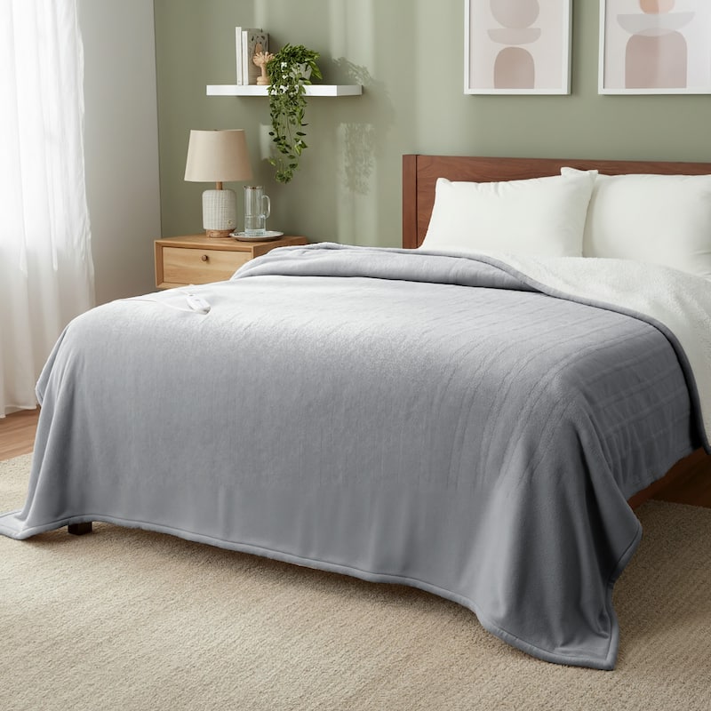 Flannel and Sherpa Fleece Throw Heated Blanket with a Controller