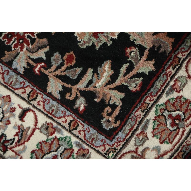 Hand Knotted Oriental 100% Wool Carpet Traditional All-Over Black Agra Area Rug - 6' 1'' X 4' 0''