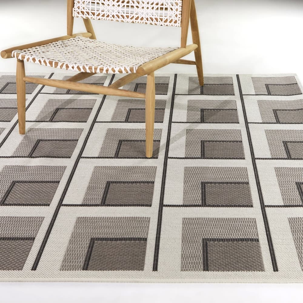 Francesco Modern Geometric Checkered Indoor/Outdoor Area Rug
