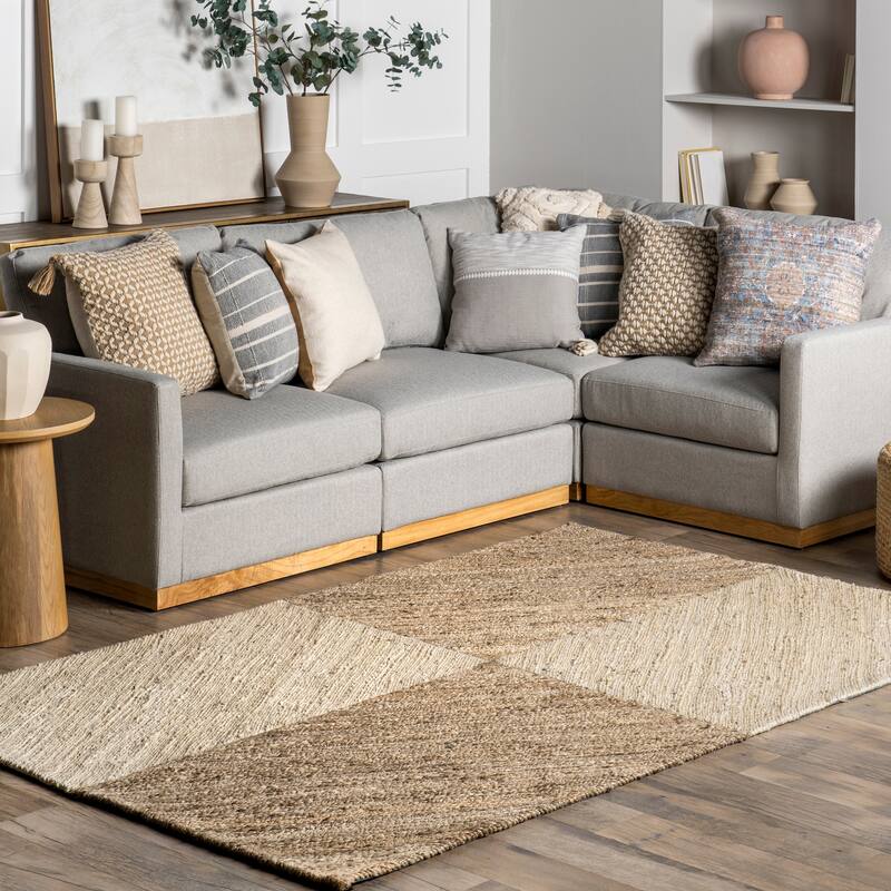 Nuloom Felicia Coastal Geometric Jute Area Rug - 4' x 6' - Natural
