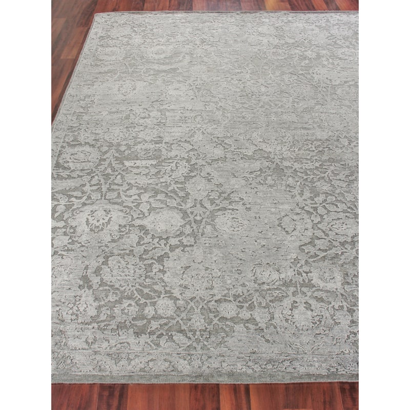 EXQUISITE RUGS Meena Hand-knotted Wool/Silk Silver/Grey Area Rug.