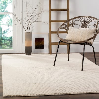 SAFAVIEH Handmade Natura Gerta Wool Rug