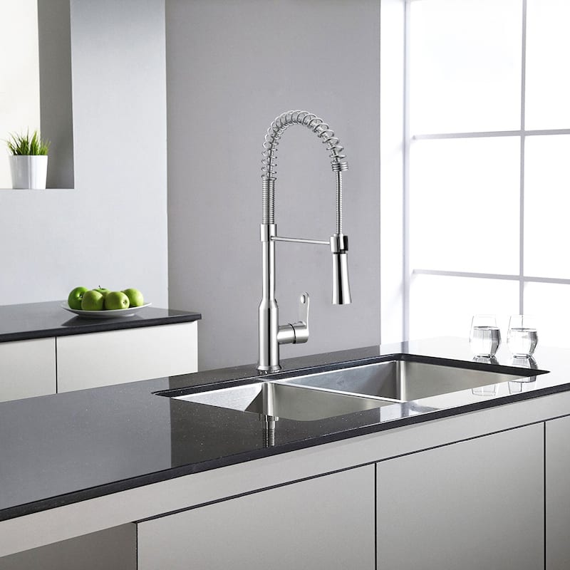 SAFAVIEH Solea Euphoria Stainless Steel Dual Function Pull-Down Spray Kitchen Faucet - 8"W x 2"D x 21"H