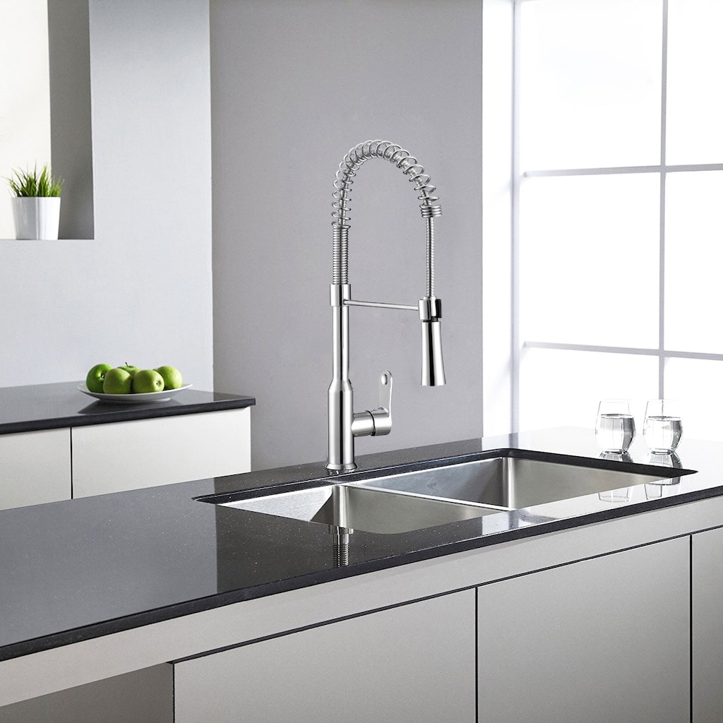 SAFAVIEH Solea Euphoria Stainless Steel Dual Function Pull-Down Spray Kitchen Faucet - 8"W x 2"D x 21"H
