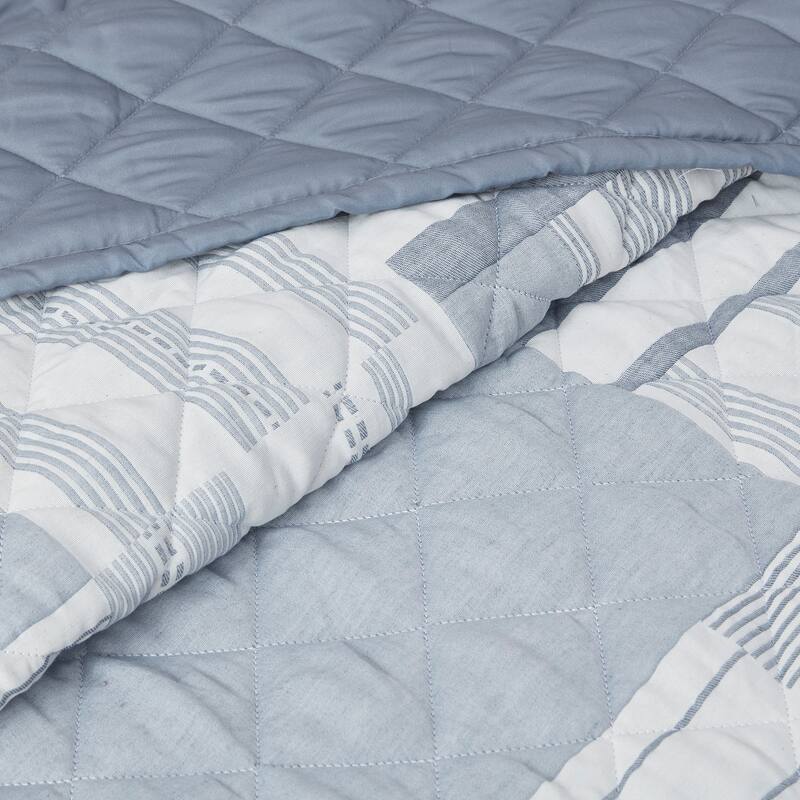 Madison Park Arden 3 Piece Jacquard Patchwork Quilt Set