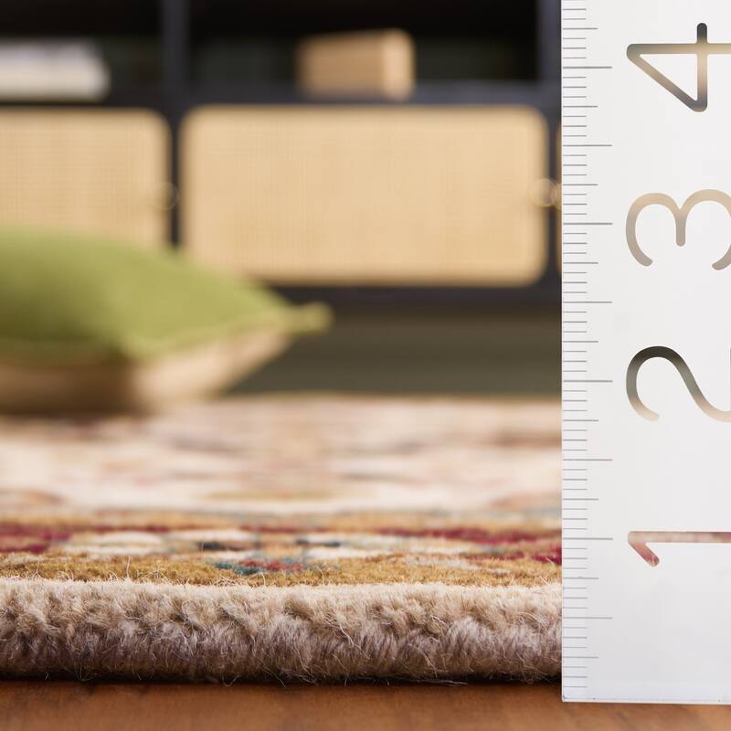 SAFAVIEH Handmade Heritage Kassandra Traditional Oriental Wool Rug