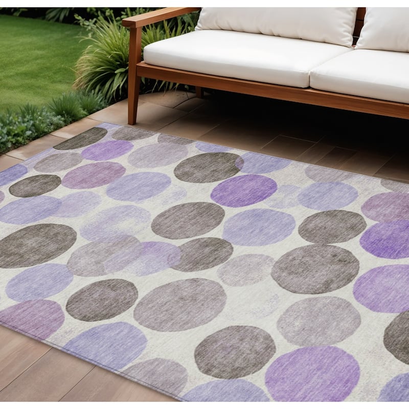 HomeRoots Geometric Transitional Rectangle Outdoor Rug - 10' X 14'