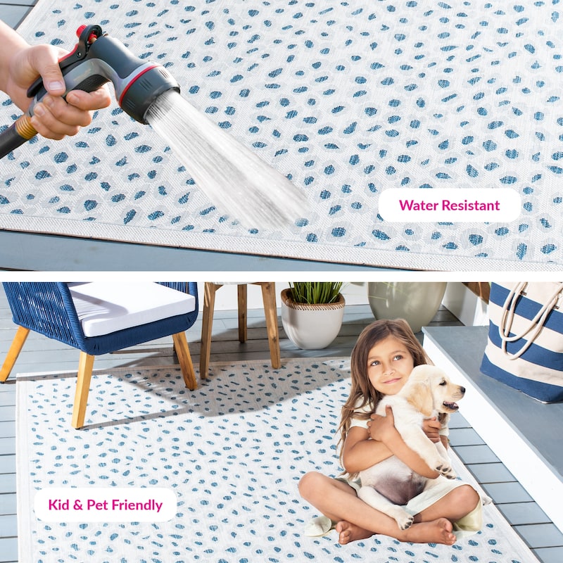 SAFAVIEH Courtyard Jantje Indoor /Outdoor Waterproof Patio Backyard Rug - 5'3" x 7'7" - Ivory/Blue