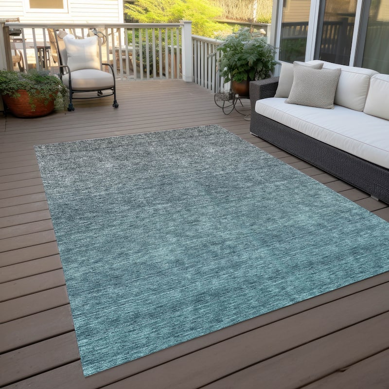 Machine Washable Indoor/ Outdoor Chantille Solid Ombre Rug