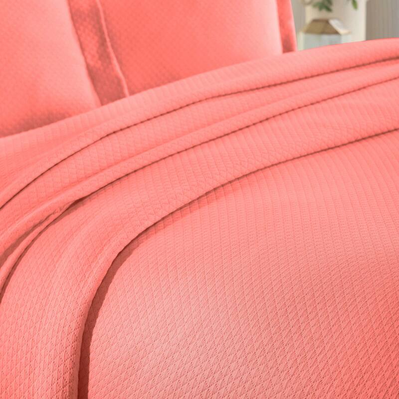 Superior Solitaire Cotton Decorative Bedspread Set