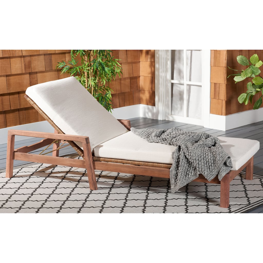 SAFAVIEH Couture Hildur Wicker Sun Lounger - 83 In W x 32 In D x 33 In H - 83Wx32Dx33H