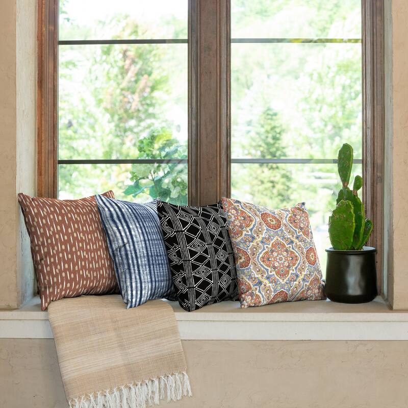 ARDEN 16 x 16 in Outdoor Square Throw Pillow