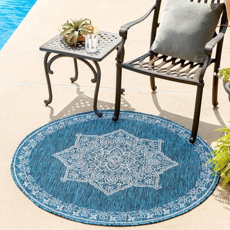 Outdoor Nirie Collection Area Rug