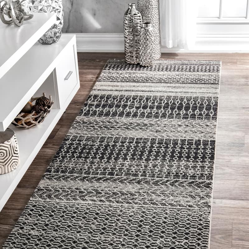 Nuloom Eliana Contemporary Striped Area Rug - 2' 8" x 8' - Dark Grey