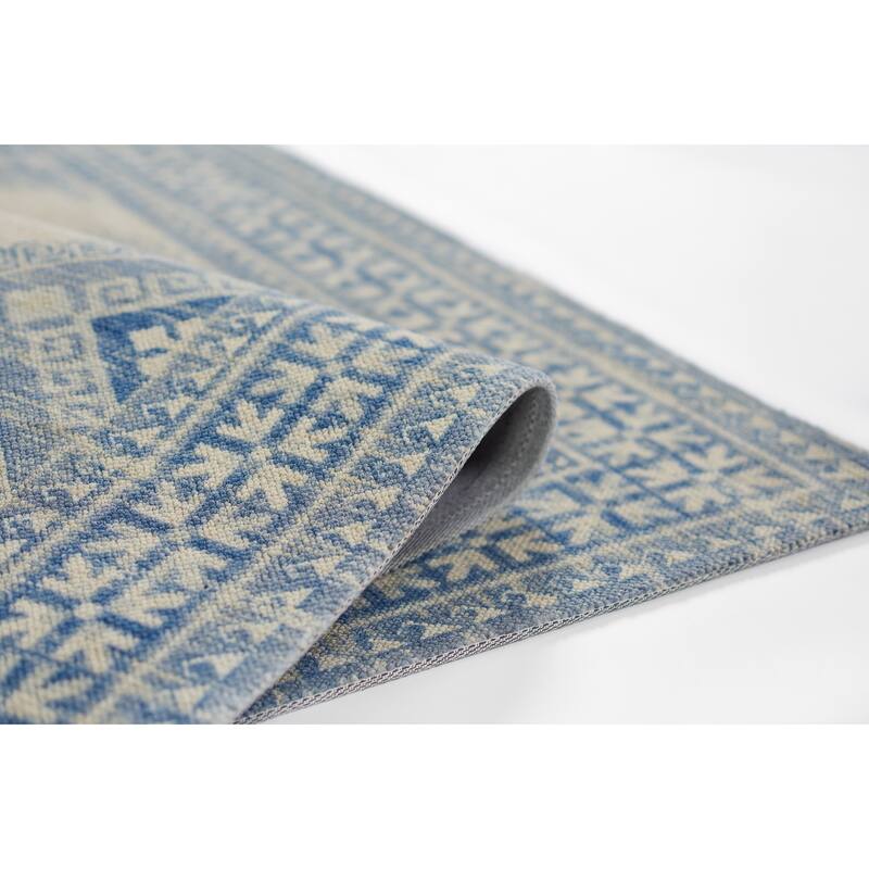 Momeni Anatolia Medallion Wool and Nylon Blue Area Rug