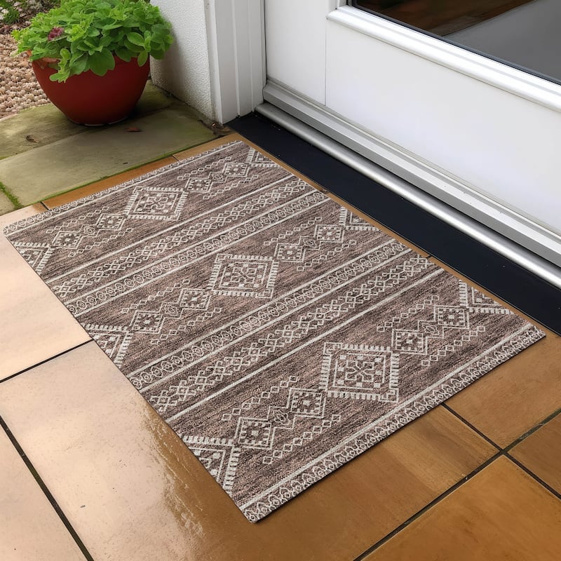 Machine Washable Indoor/ Outdoor Chantille Moroccan Boho Rug - Brown - 1'8" x 2'6"