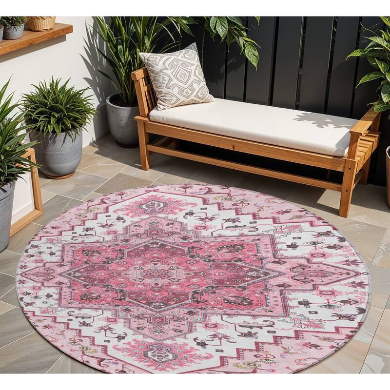 HomeRoots Oriental Traditional Rectangle Outdoor Rug - 8' Round