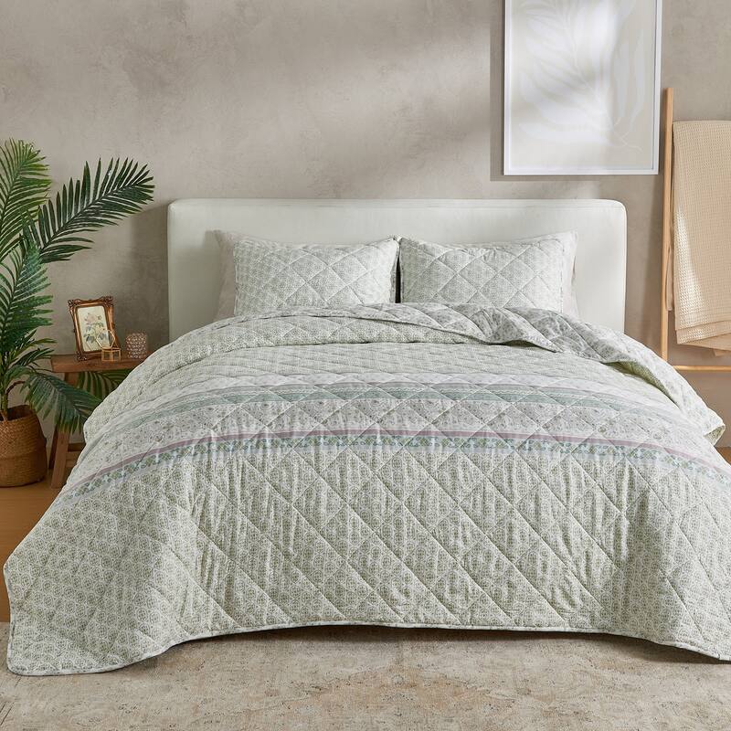 Patina Vie Maison Vintage Floral Printed Quilt Set with Shams - Eucalyptus Floral - King