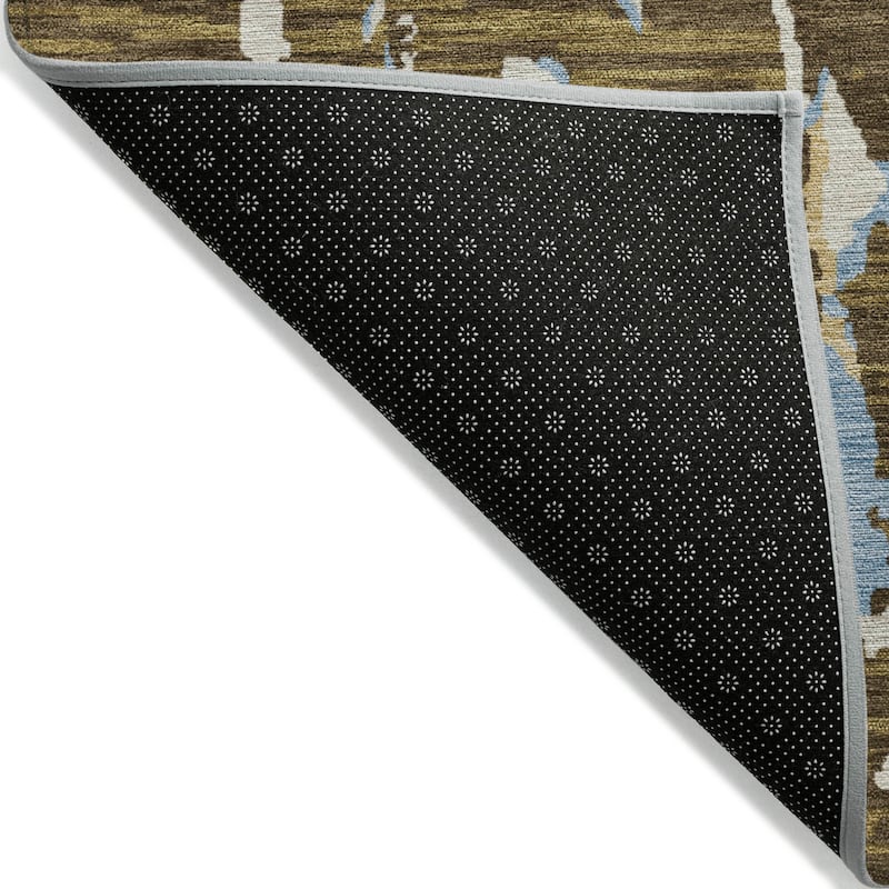 Machine Washable Indoor/ Outdoor Abstract Camo Chantille Rug