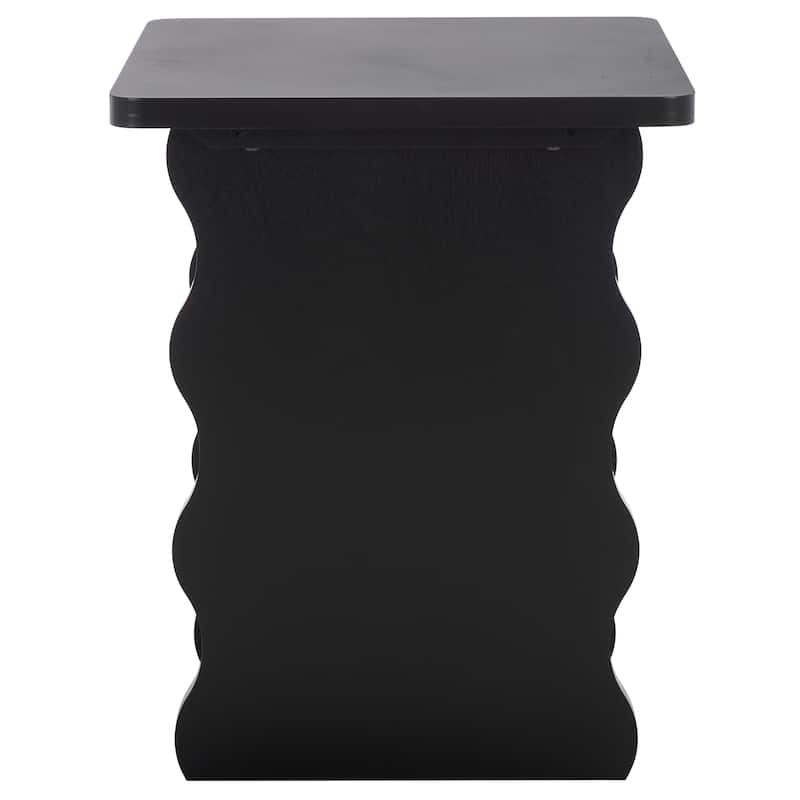 SAFAVIEH Preslyn Accent Table - 19"W x 19"D x 24"H