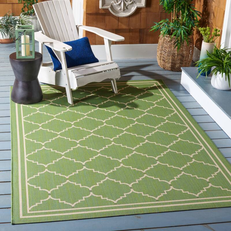 SAFAVIEH Courtyard Celine Indoor/ Outdoor Waterproof Patio Backyard Rug - 5'3" x 7'7" - Green/Beige