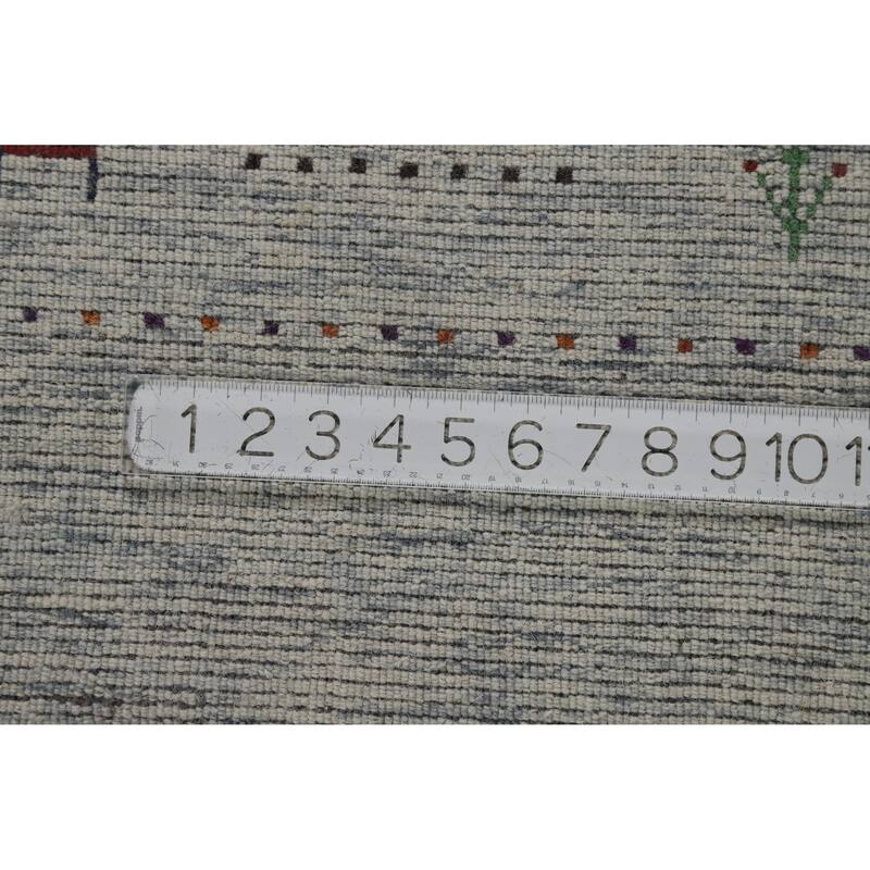 Hand Knotted Oriental 100% Wool Carpet Tribal Animal Pictorial Beige & Ivories Gabbeh Area Rug - 7' 10'' X 5' 2''