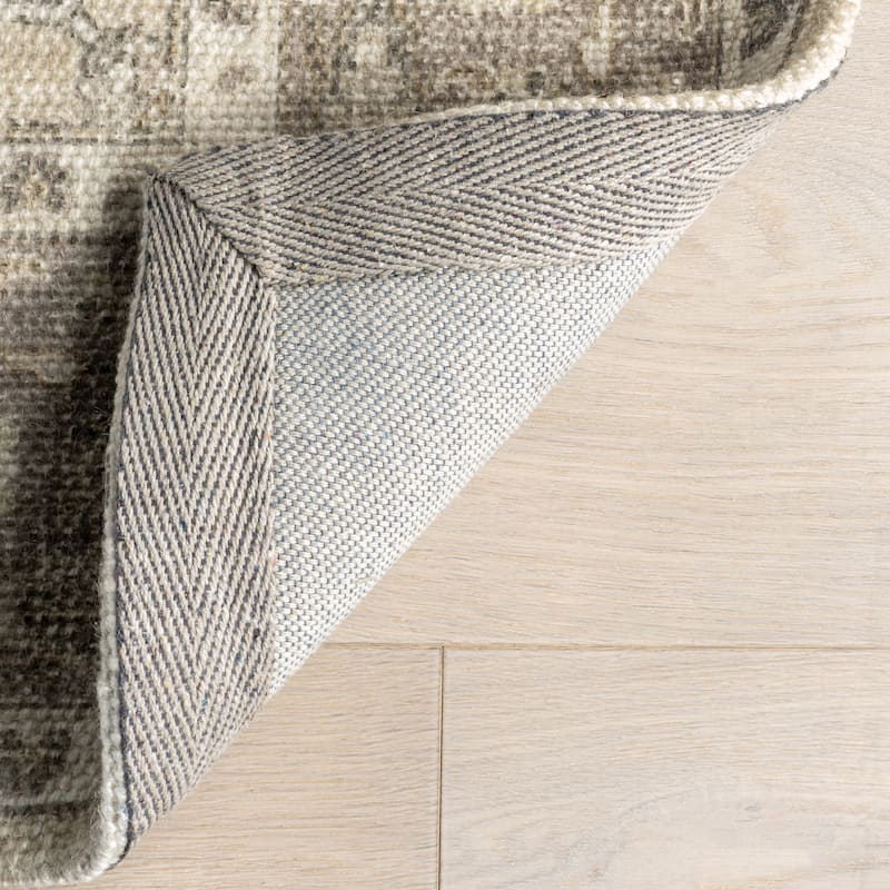 Spindle Medallion Wool and Cotton Area Rug