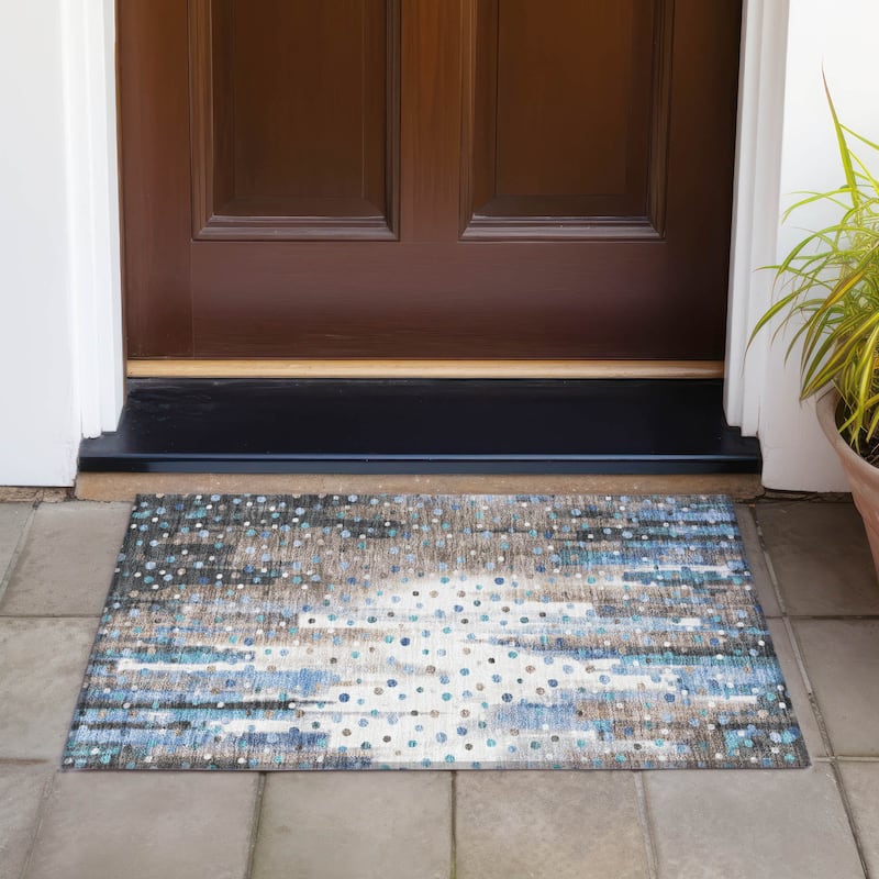 Machine Washable Indoor/Outdoor Modern Confetti Chantille Rug - Taupe - 1'8" x 2'6"
