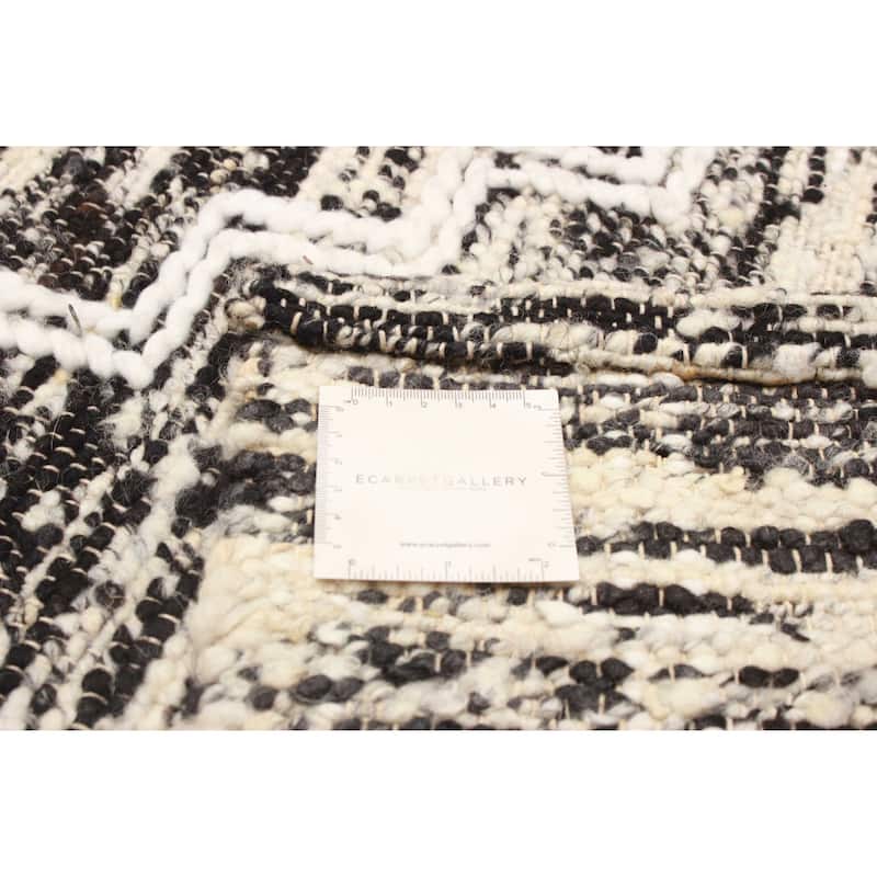Sienna Black Rug 5'3" x 7'10" - 5'3 x 7'10
