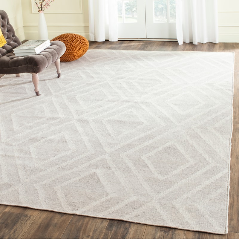 SAFAVIEH Handmade Flatweave Kilim Ana-Belen Wool Rug - 8' x 10' - Ivory/Ivory