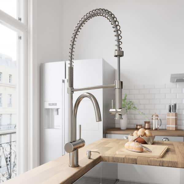 Vigo VG02006 Dresden Pre-Rinse Pull-Out Spray Kitchen Faucet ...