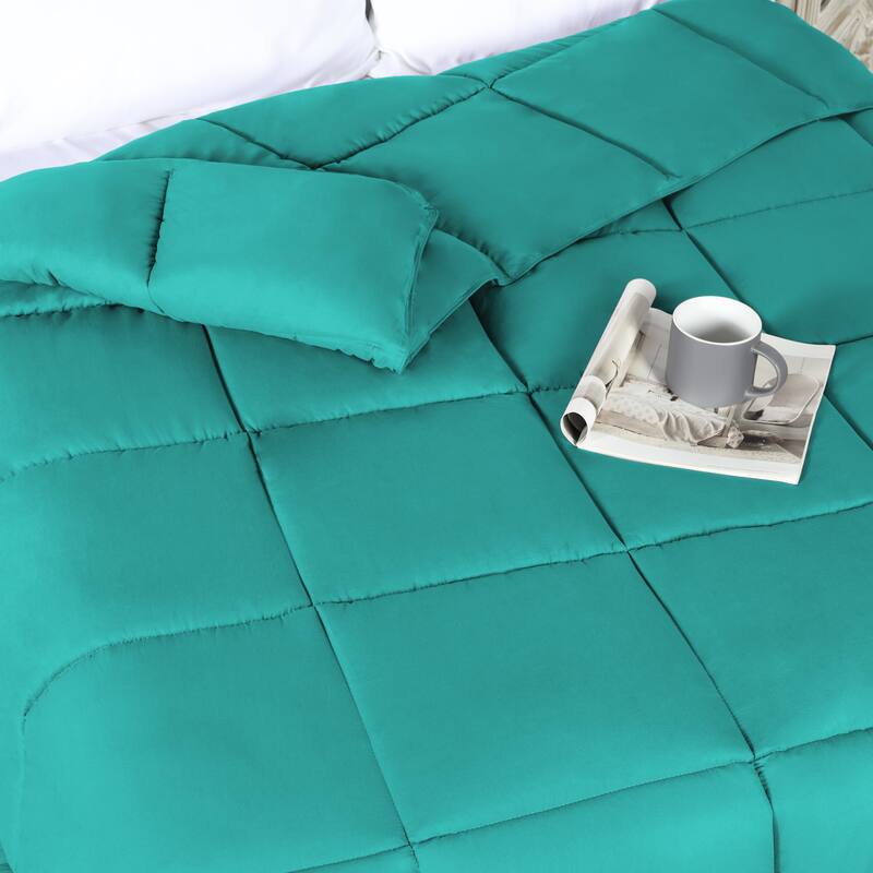 Superior Oversized All Season Down Alternative Reversible Comforter