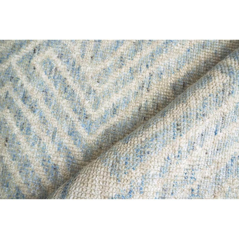 EXQUISITE RUGS Eaton Hand-knotted Wool/Bamboo Silk Ivory/Blue Area Rug.