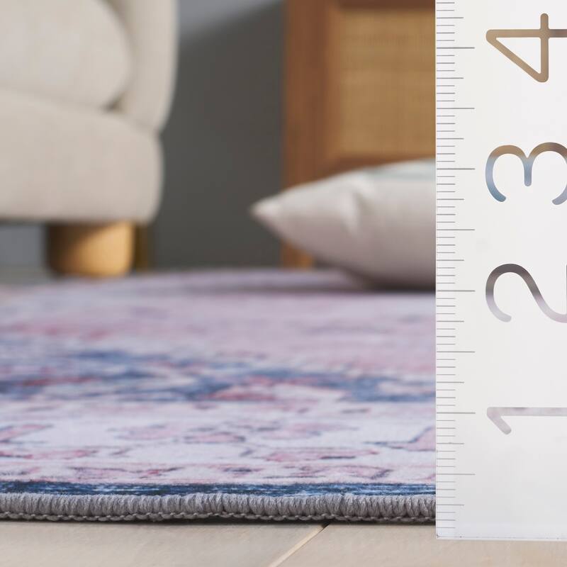 SAFAVIEH Tucson Ombretta Machine Washable & Slip Resistant Rug