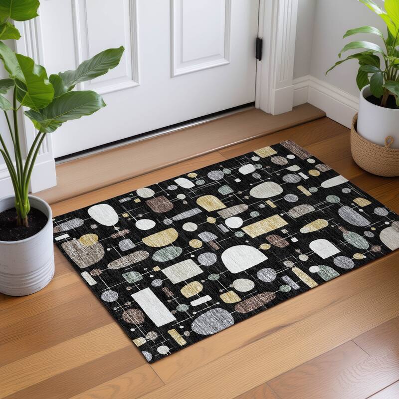 Machine Washable Indoor/ Outdoor Contemporary Fun Chantille Rug
