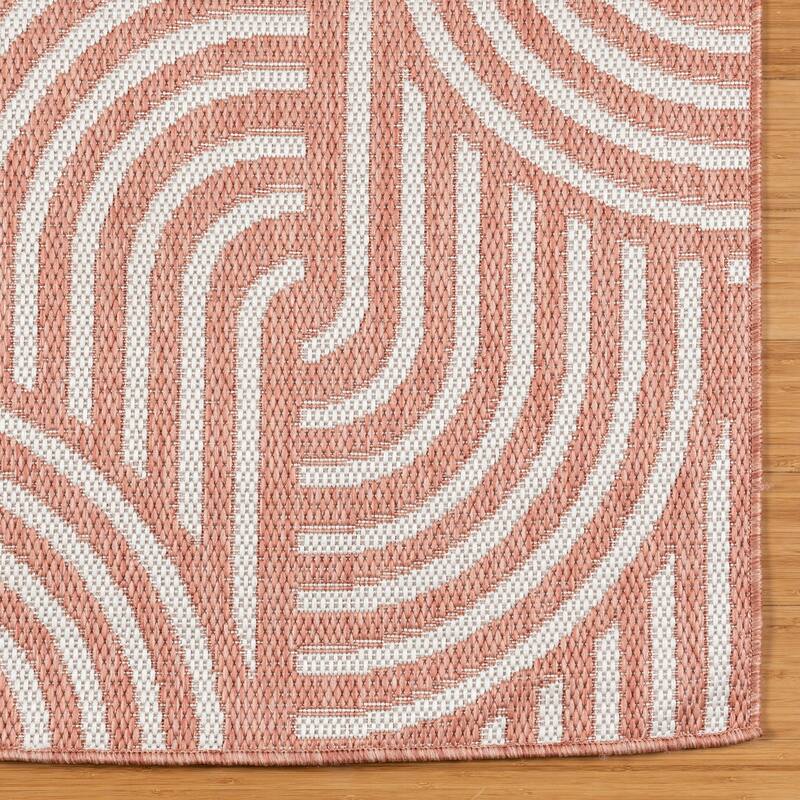 Gertmenian Savara Global Geometric Polypropylene Indoor Outdoor Performance Flatweave Area Rug Collection