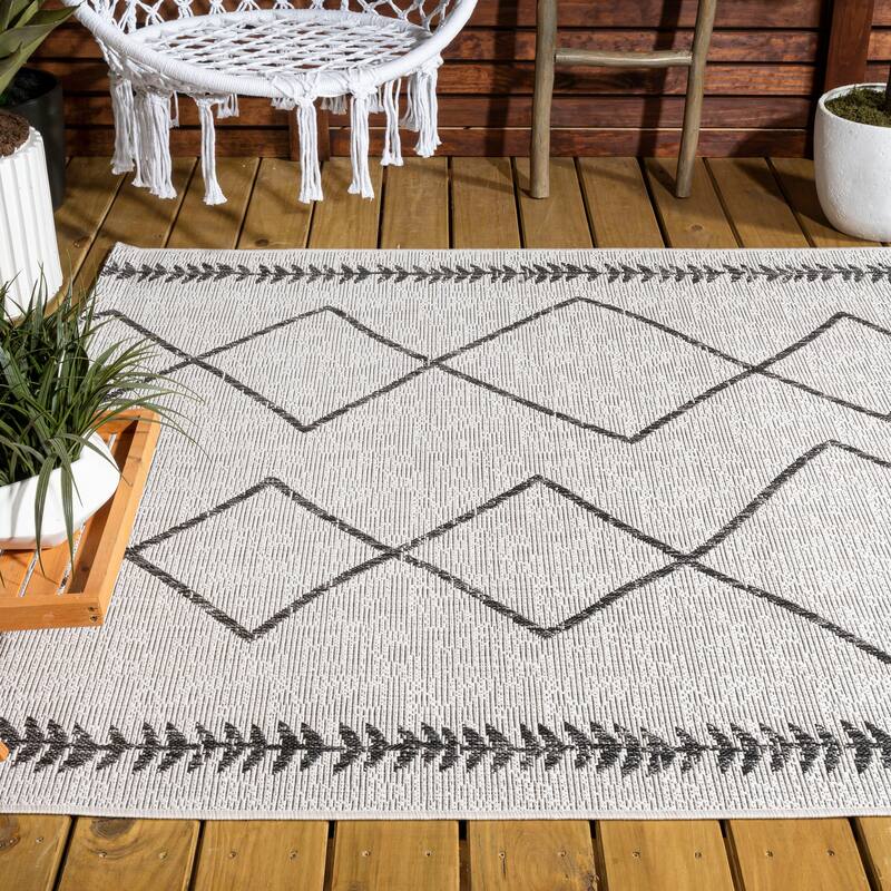 JONATHAN Y Kafel Tribal Diamond Trellis Indoor/Outdoor Area Rug