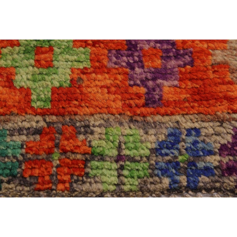 Boho Chic Balochi Conley Orange/Green Hand Knotted Wool Rug - 4'8'' x 6'4''
