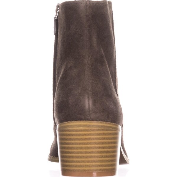 clarks breccan myth boots