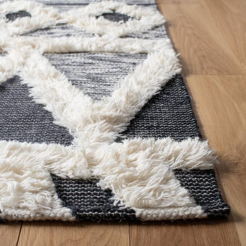 SAFAVIEH Handmade Natura Evrydiki Moroccan Wool Rug