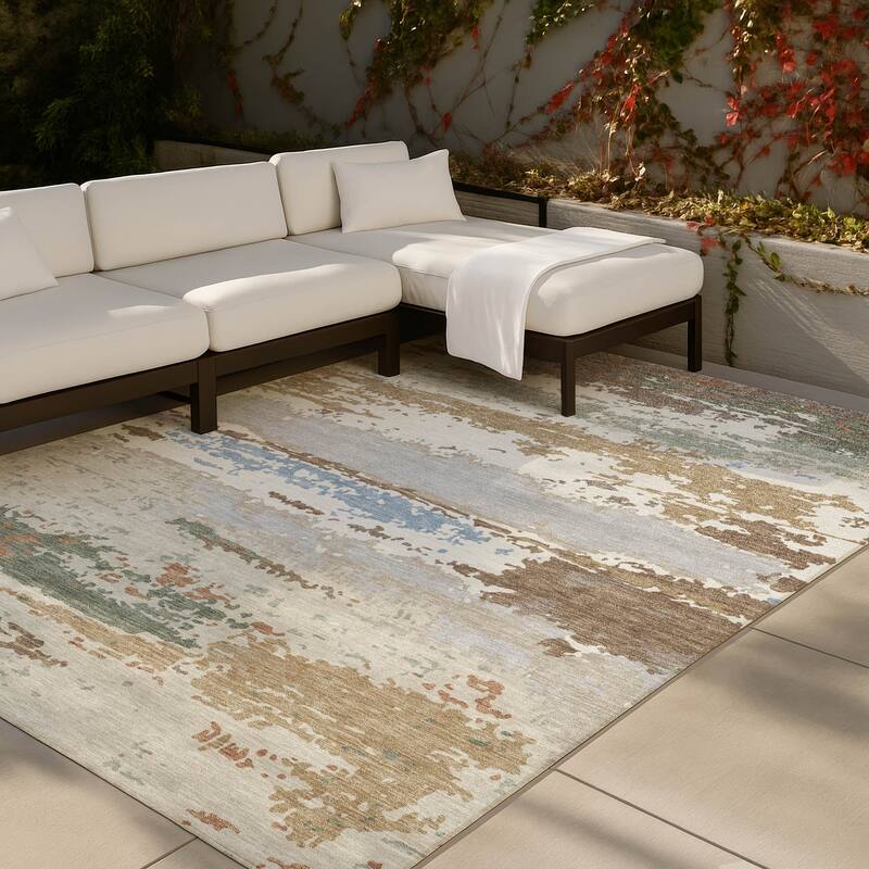 Machine Washable Indoor/ Outdoor Modern Buena Chantille Rug