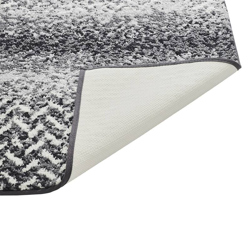 Better Trends 100% Micro Polyester Knitted Bathroom Rugs - Casablanca Collection with Chevron Pattern, Machine Washable Bath Mat