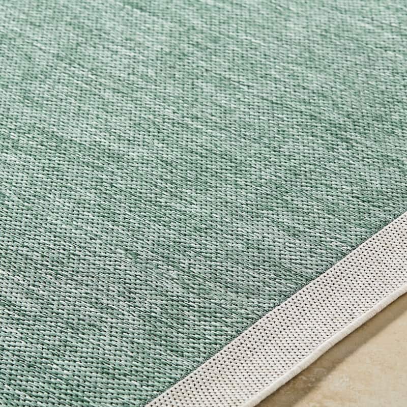 Livabliss Miami Beach Traditional Indoor/Outdoor Area Rug