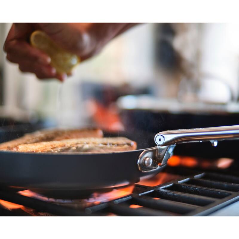 Joseph Joseph Space Ceramic Non-Stick 9.5" Frying Pan with Folding Handle
