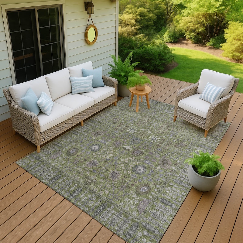 Machine Washable Indoor/ Outdoor Traditional Classic Chantille Rug - Aloe - 2'6" x 3'10"