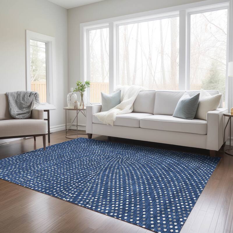 Machine Washable Indoor/ Outdoor Modern Dotty Chantille Rug