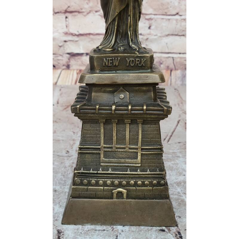 Statue Of Liberty Bronze Metal Sculpture Replica Signed Art 17.5 Inches X 4.5 Inches