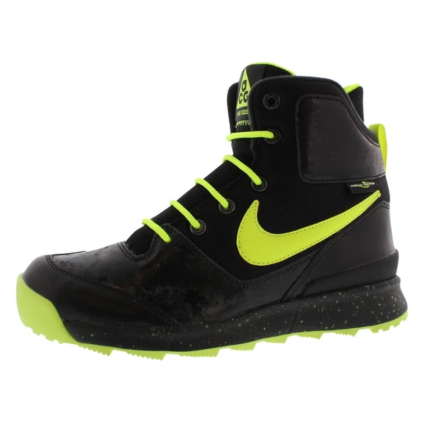 nike stasis acg